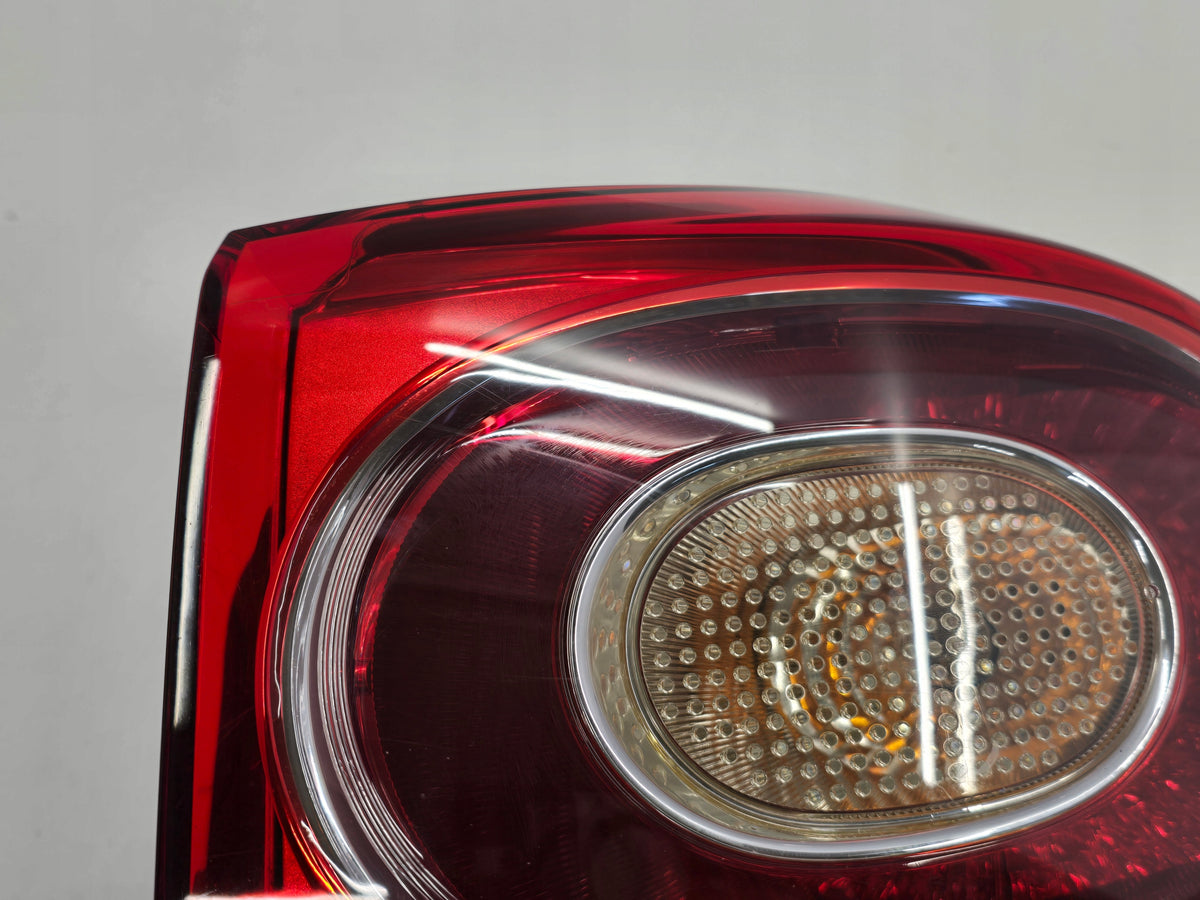 VW TIGUAN 5N 10R LAMP RIGHT REAR 5N0945096H