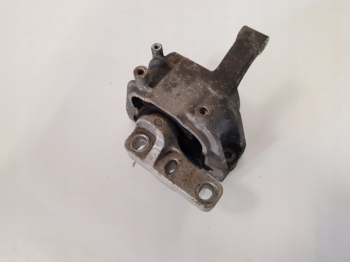 VW TIGUAN 5N0 ENGINE CUSHION 2.0TDI 5N0199262E