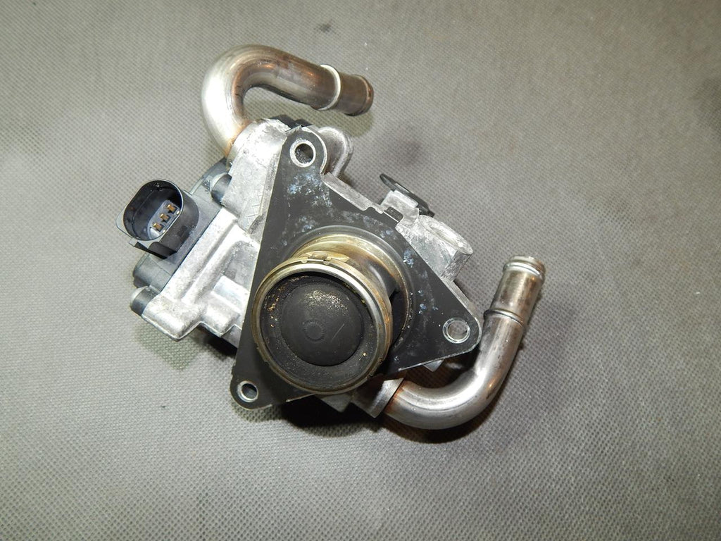 VW TIGUAN 5N2 VALVE EGR 04L131501R