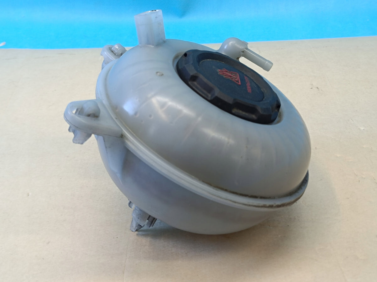 VW TIGUAN II 2 LIFT 1,5 TSI 110KW 2022R EXPANSION TANK 5Q0121407AA