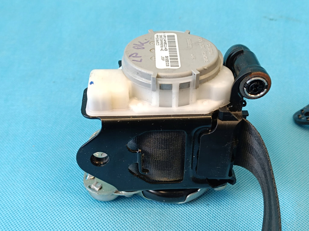 VW TIGUAN II 2 LIFT 1.5 TSI 2021 R SEAT BELT LEFT FRONT 5NB857705A