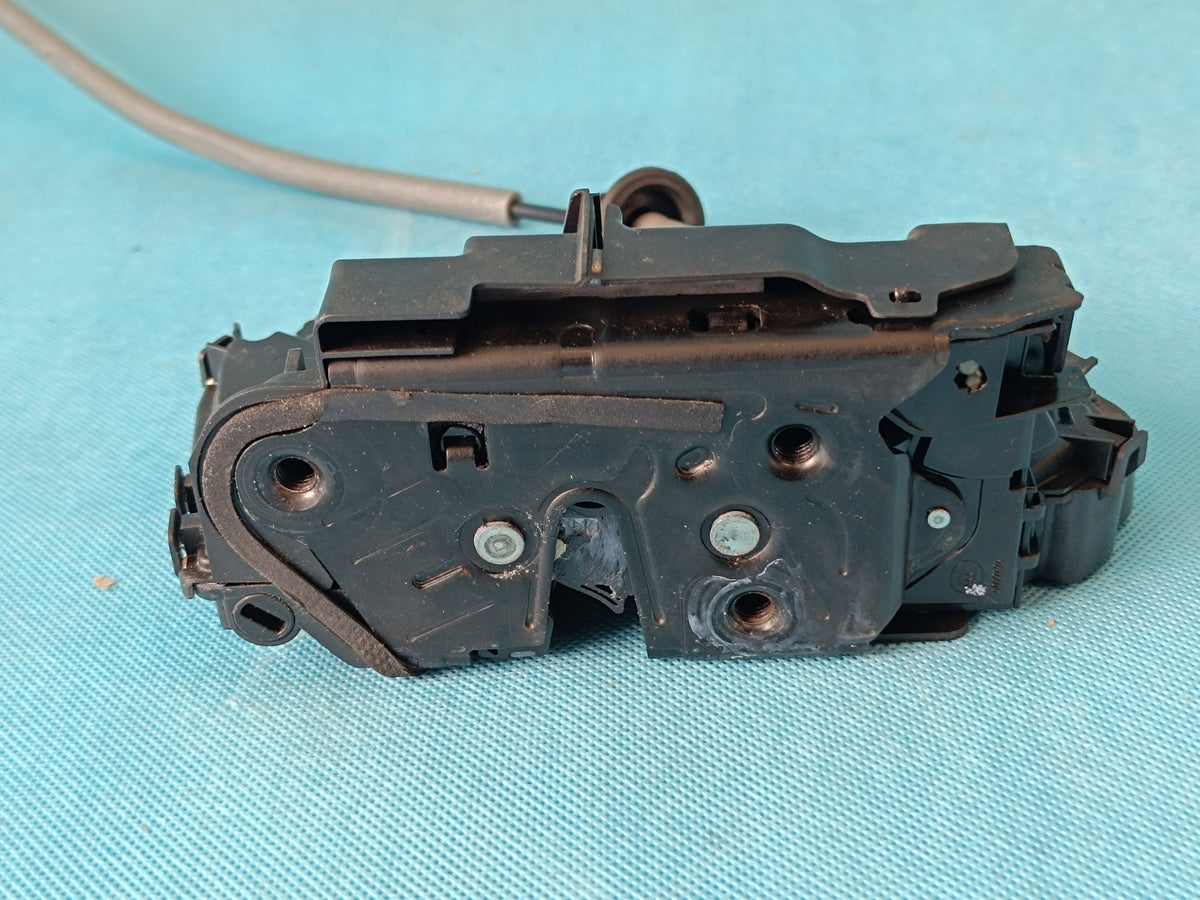 VW TIGUAN II 2 LIFT 1.5 TSI 96KW 2021 R DOOR LOCK RIGHT REAR 5NA839016E