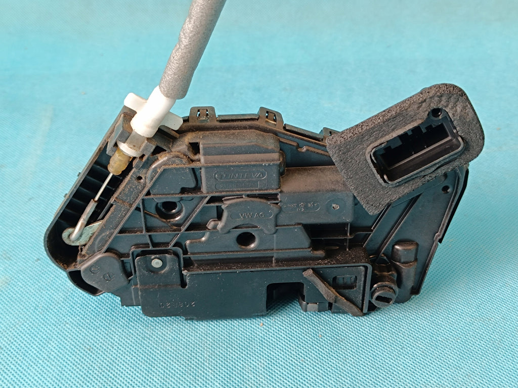 VW TIGUAN II 2 LIFT 1.5 TSI 96KW 2021 R DOOR LOCK RIGHT REAR 5NA839016E