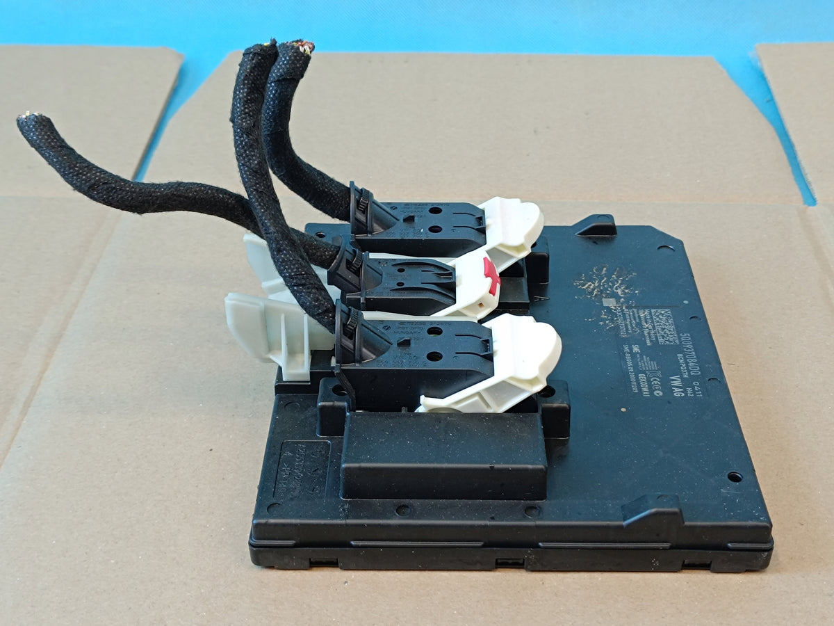 VW TIGUAN II 2 LIFT 1.5 TSI 96KW 2021R COMFORT CONTROLLER MODULE 5Q0937084DQ