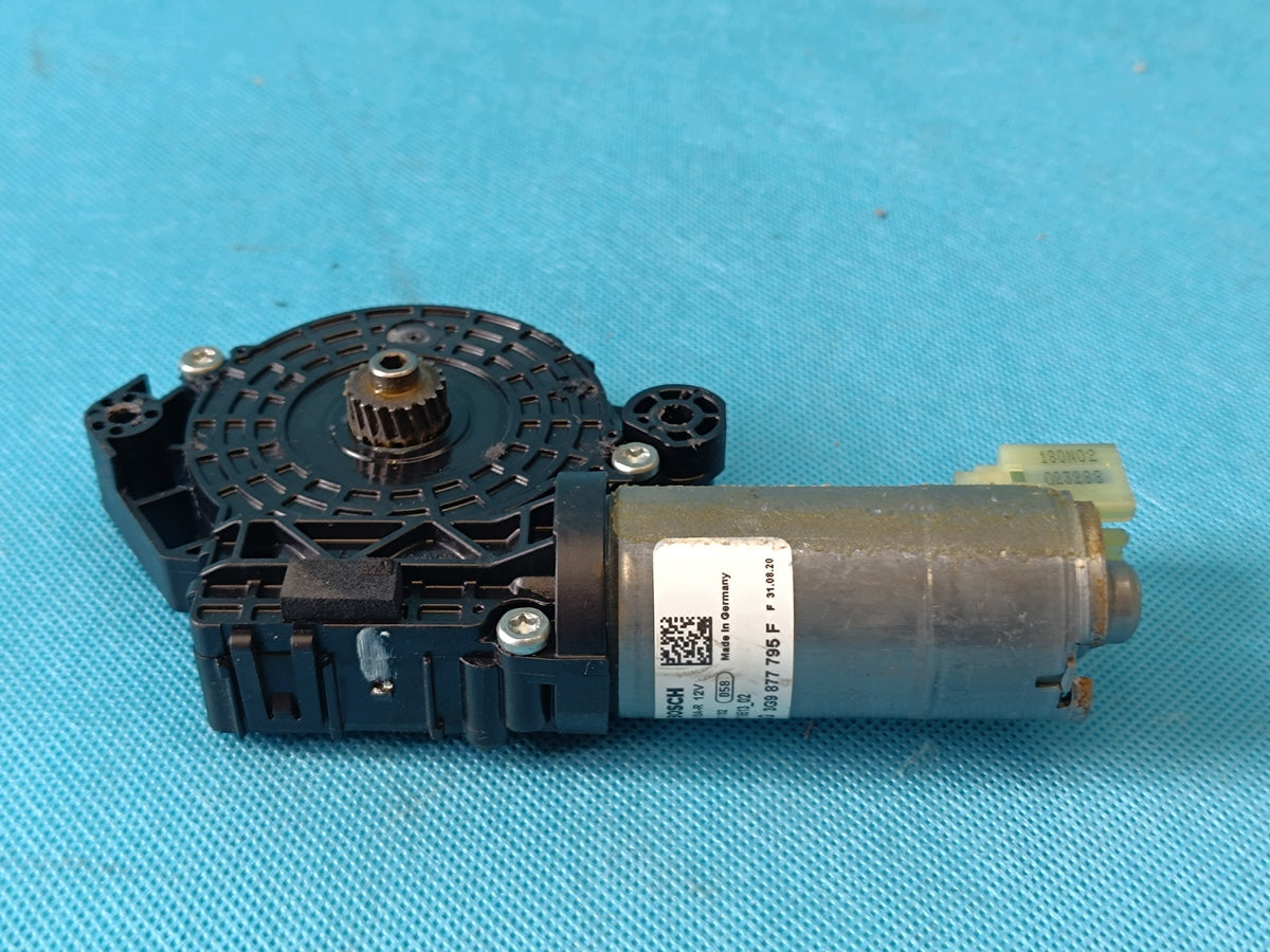 VW TIGUAN II 2 LIFT 1.5 TSI 96KW SUNROOF MOTOR 3G9877795F
