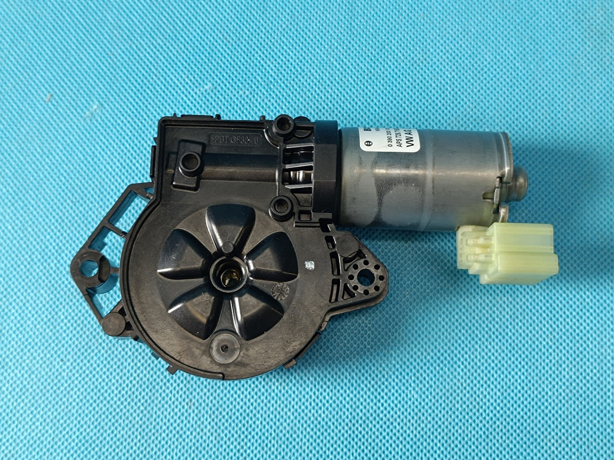 VW TIGUAN II 2 LIFT 1.5 TSI 96KW SUNROOF MOTOR 3G9877795G