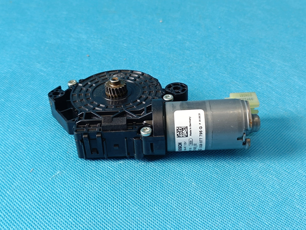 VW TIGUAN II 2 LIFT 1.5 TSI 96KW SUNROOF MOTOR 3G9877795G