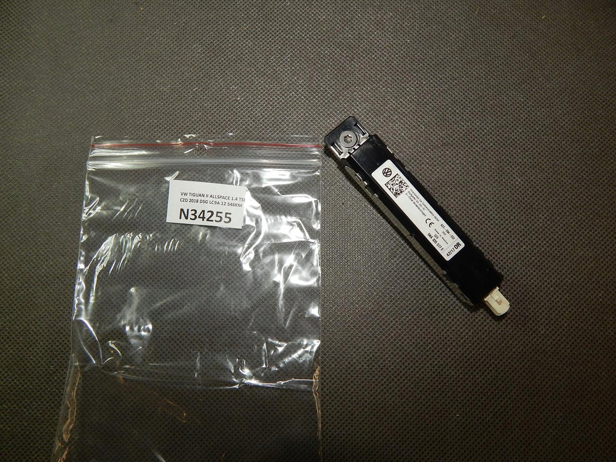 VW TIGUAN II ANTENNA AMPLIFIER 5NA05577E