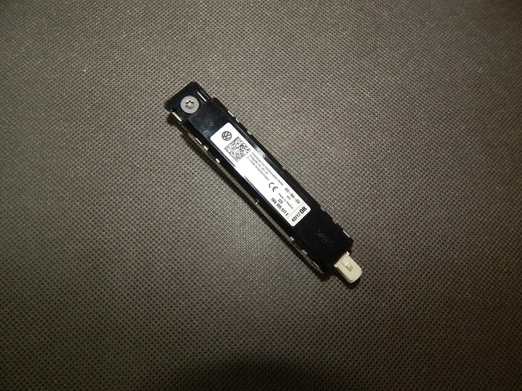 VW TIGUAN II ANTENNA AMPLIFIER 5NA05577E