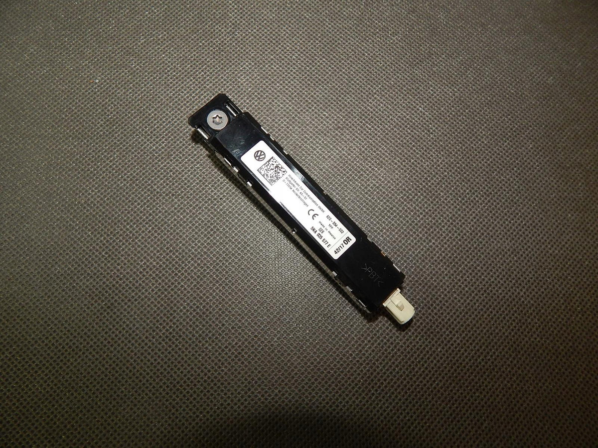 VW TIGUAN II ANTENNA AMPLIFIER 5NA05577E