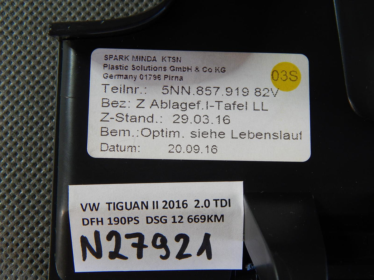 VW TIGUAN II STEERING WHEEL COMPARTMENT 5NN857919