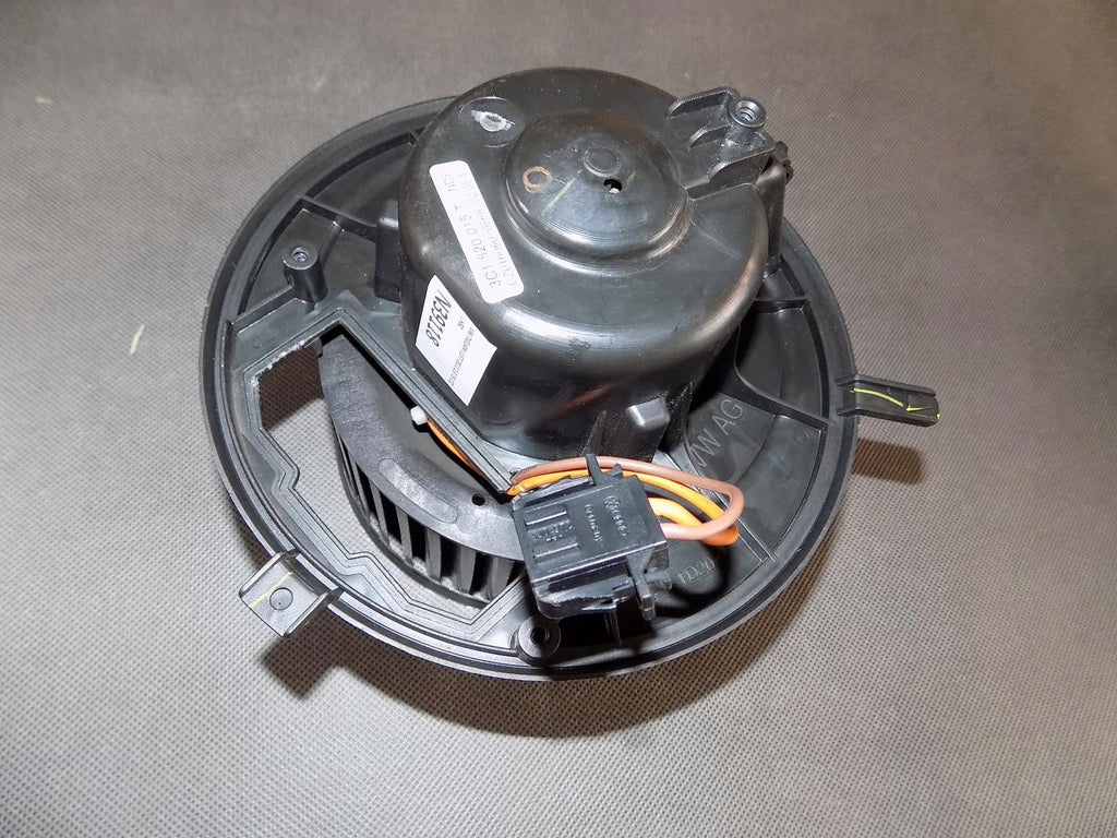 VW TIGUAN LIFT BLOWER 3C182015T