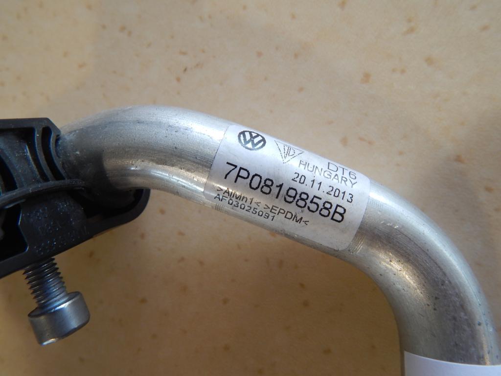 VW TOUAREG 7P 3.0 V6 PIPE WATER LINE 7P0819858B