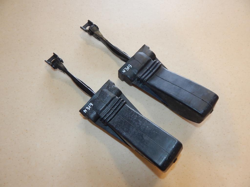 VW TOUAREG 7P DOOR STOP 7P0837249