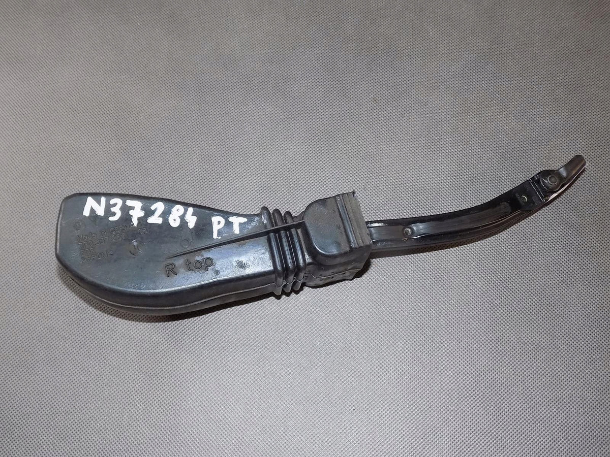 VW TOUAREG 7P DOOR STOP REAR 7P0839249