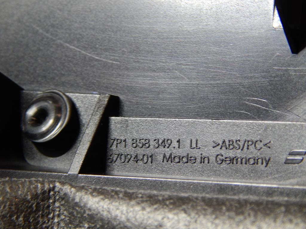 VW TOUAREG 7P FRAME COUNTER COVER 7P1858349