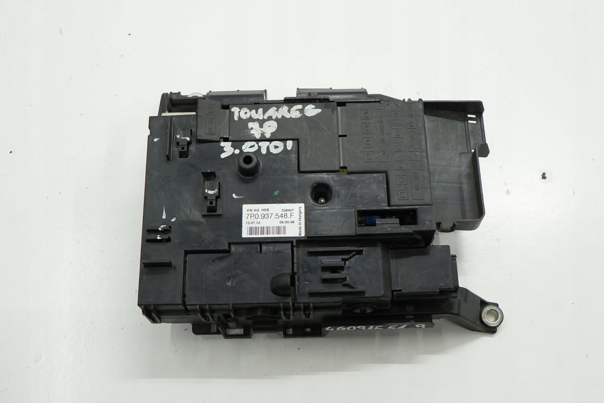 VW TOUAREG 7P FUSE BOX 7P0937548F 4G0915519