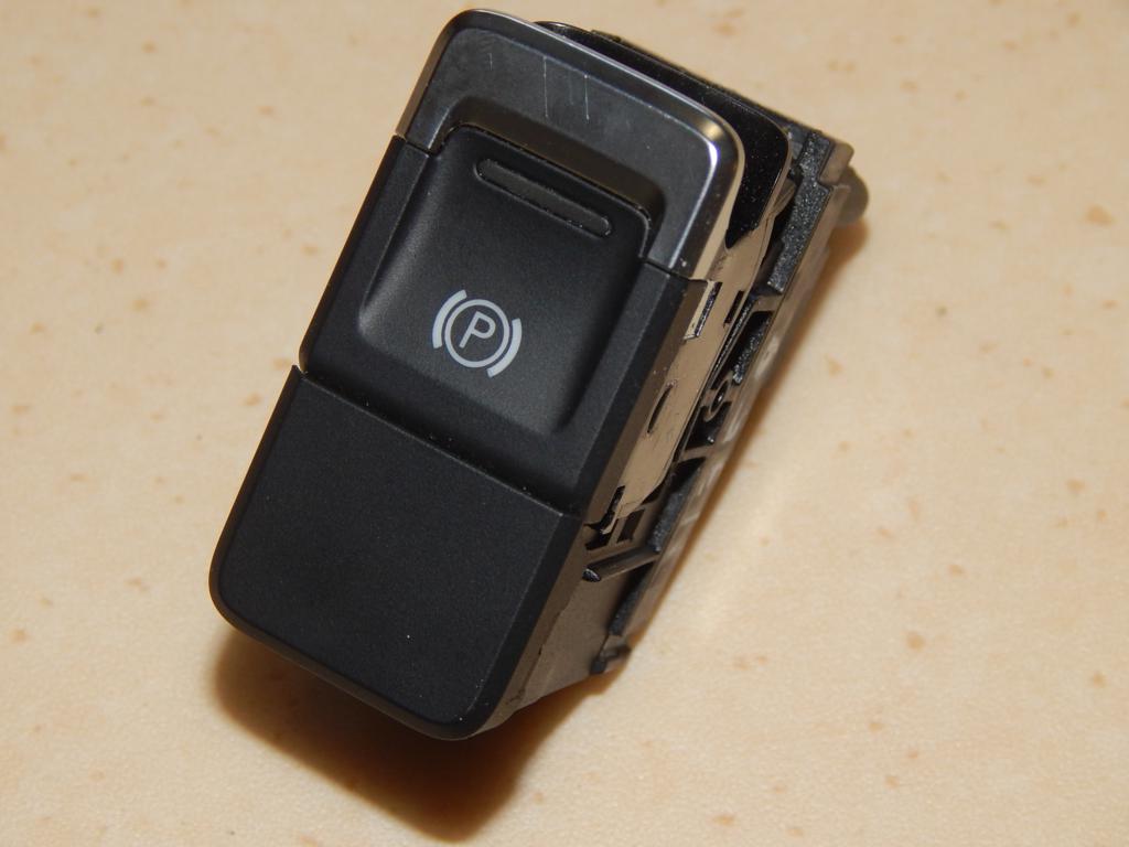 VW TOUAREG 7P HANDBRAKE SWITCH 7P1927225B