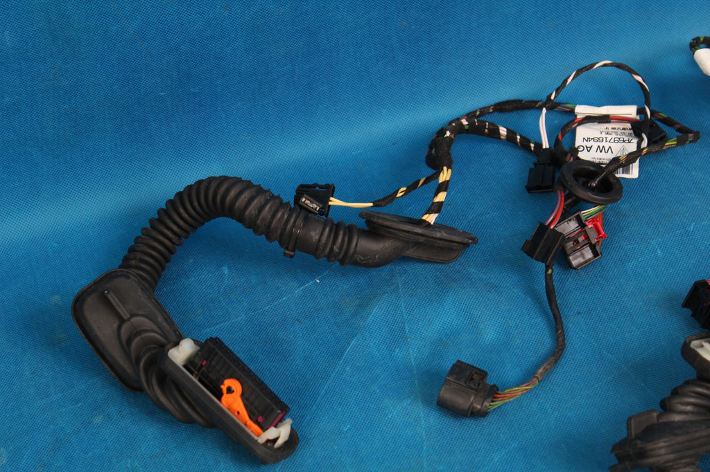 VW TOUAREG 7P II LIFT DOOR HARNESS REAR 2015R 7P6971694N