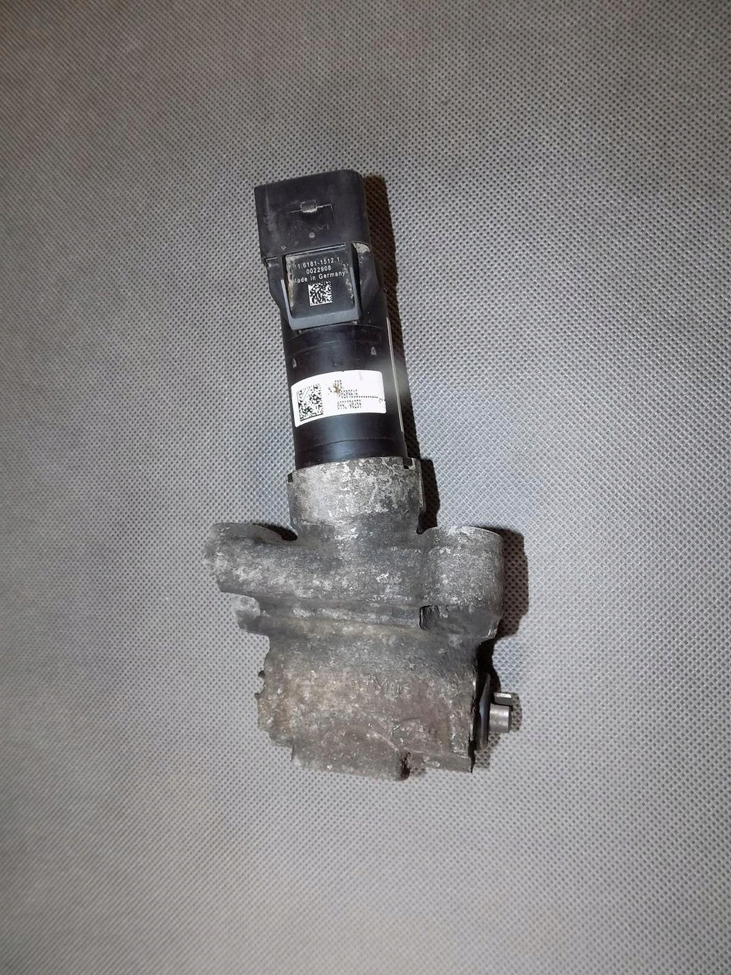 VW TOUAREG 7P MANUAL ACTUATOR RIGHT 7P0609616