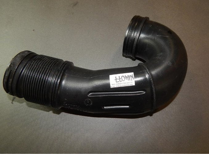 VW TOUAREG 7P PIPE AIR HOSE 7P6129684B