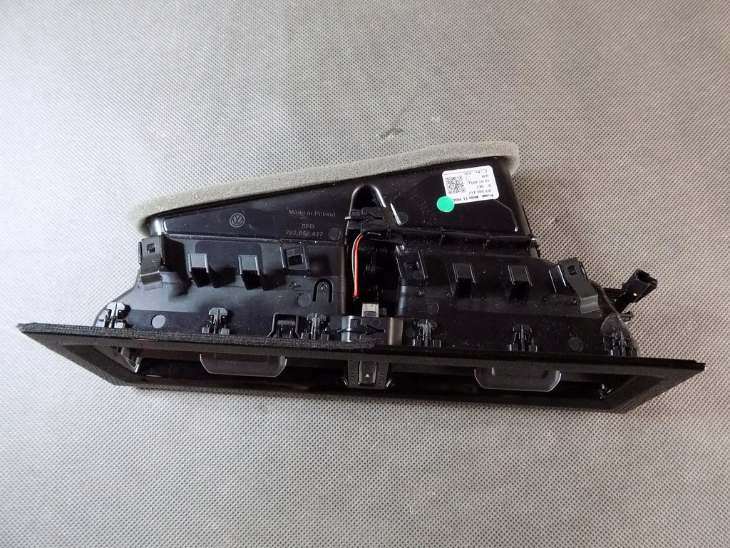 VW TOUAREG III AIR SUPPLY GRILLE 761858417