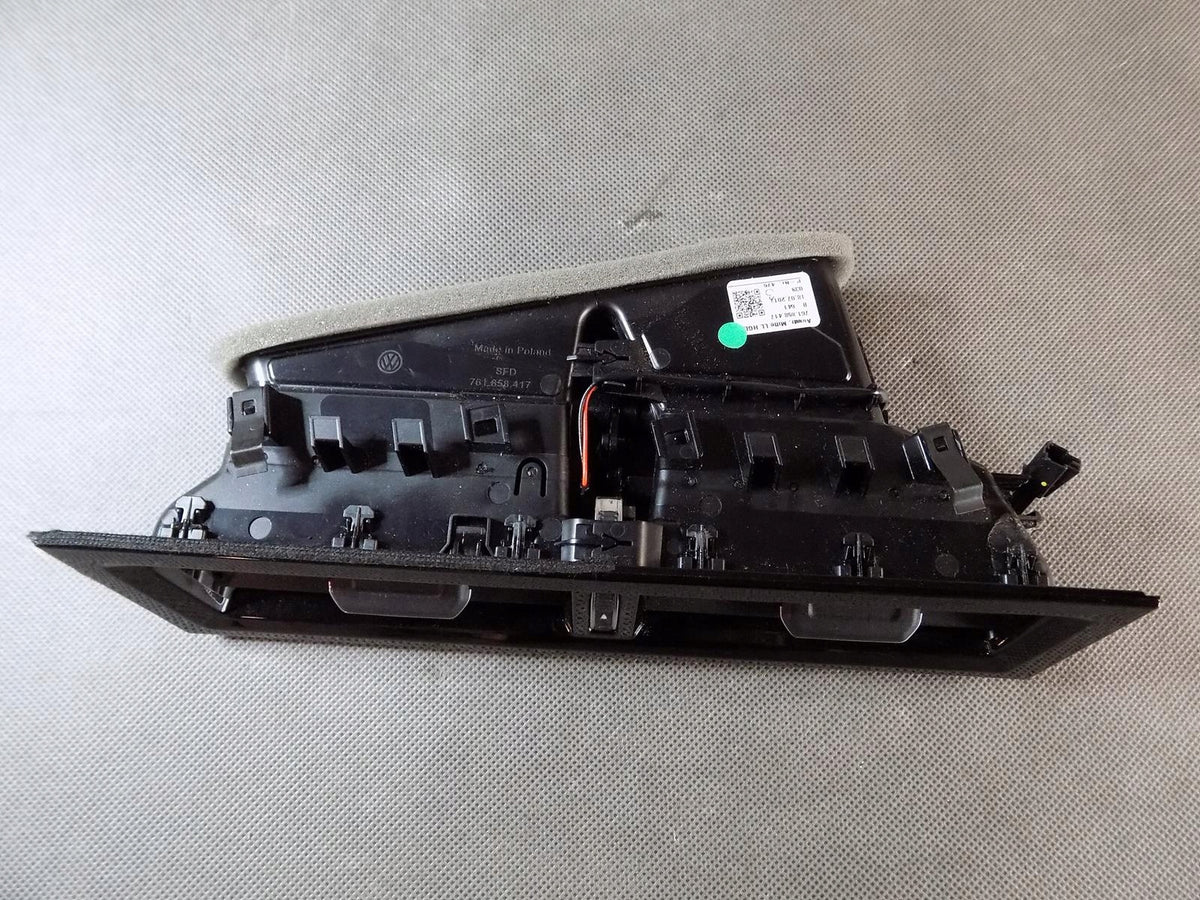 VW TOUAREG III AIR SUPPLY GRILLE 761858417