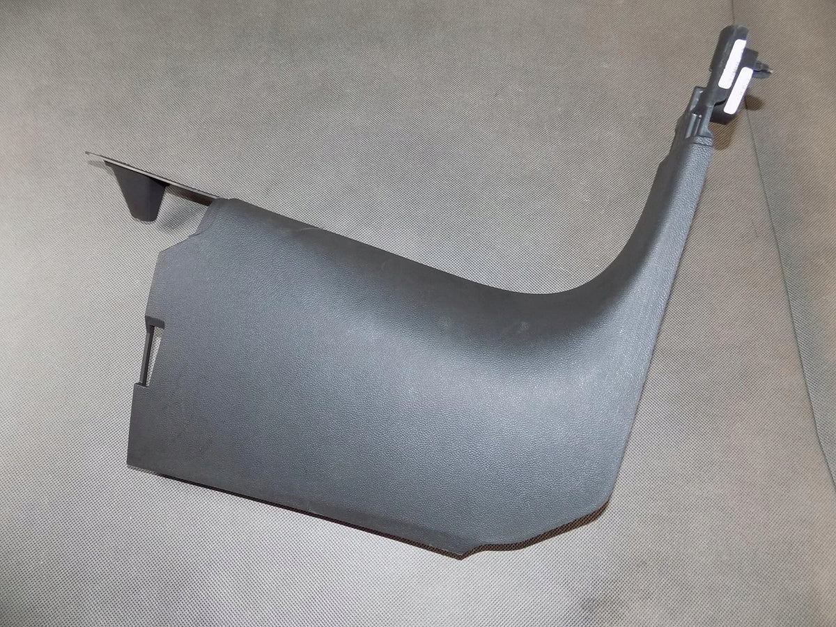 VW TOUAREG III RIGHT THRESHOLD POST COVER 761863484