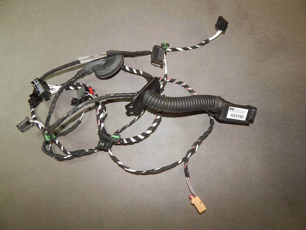 VW TOURAN 5T DOOR HARNESS RIGHT REAR 5TA971694D
