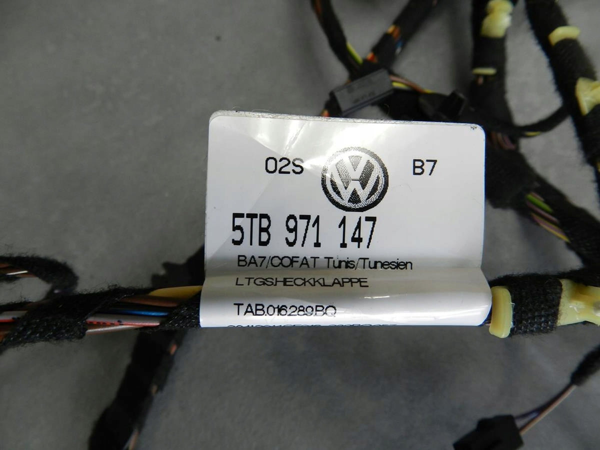 VW TOURAN 5T FLAP BEAM 5TB971147