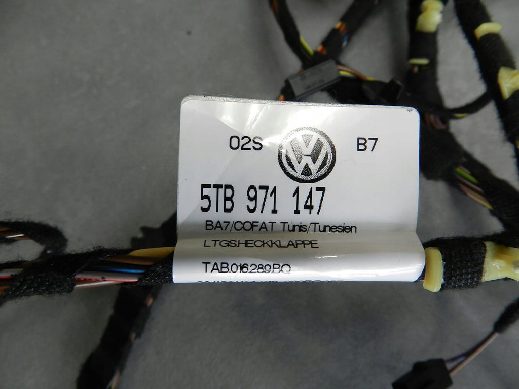 VW TOURAN 5T FLAP BEAM 5TB971147