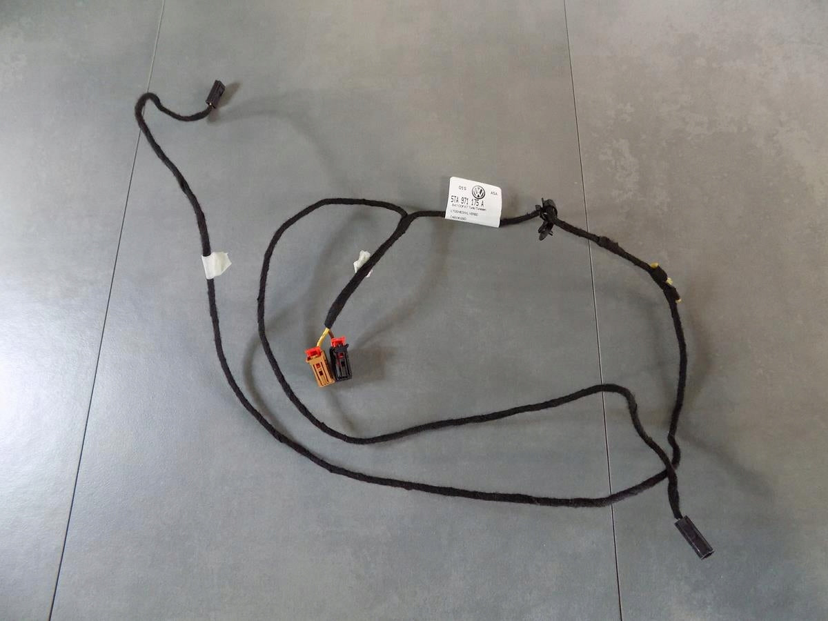 VW TOURAN 5T FLAP HARNESS REAR 5TA971175A