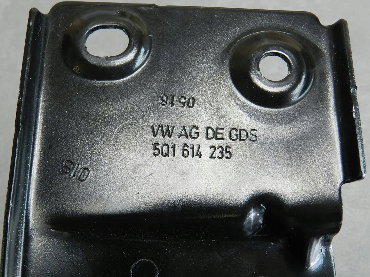 VW TOURAN 5T PUMP ABS HANDLE 3Q0907379AA