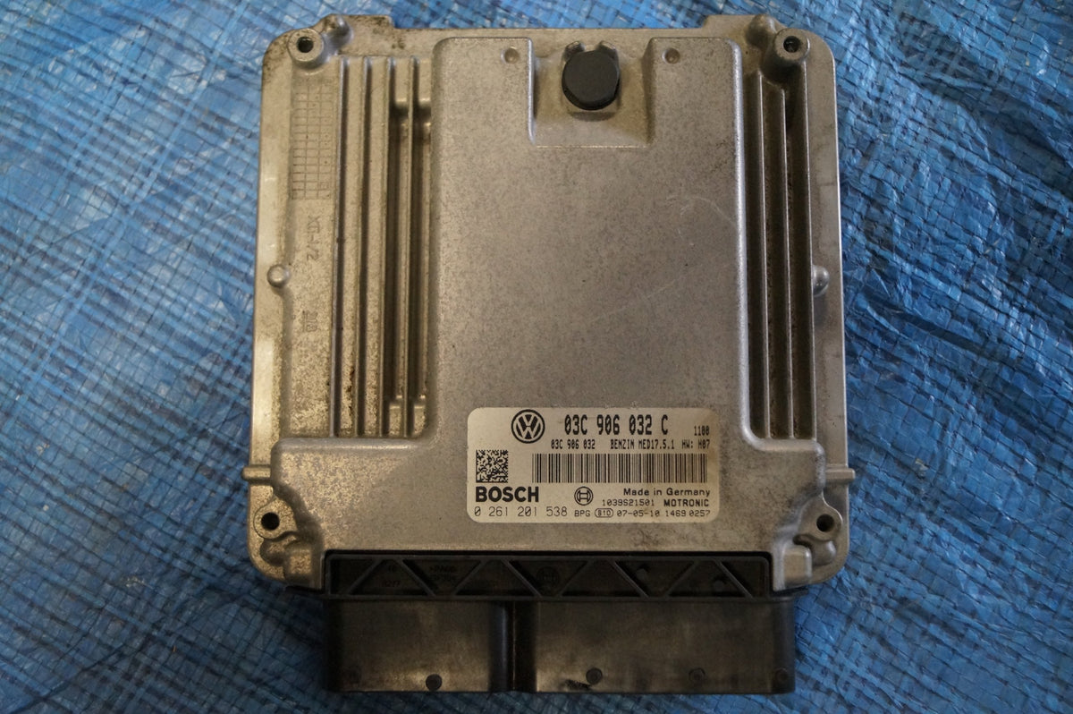 VW TOURAN GOLF ENGINE CONTROLLER 1.4TSI 03C906032C