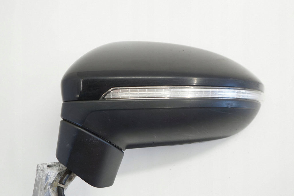 VW TOURAN II 5TA 16R MIRROR LEFT 13PIN LC9X ENGLISH