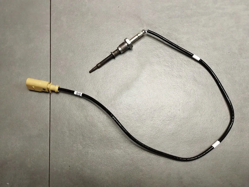 VW Touran III 5T EXHAUST GAS SENSOR 05L906088AK