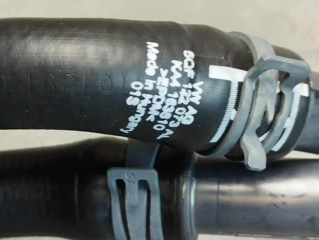 VW Touran III 5T WATER CABLE 3Q0121070S