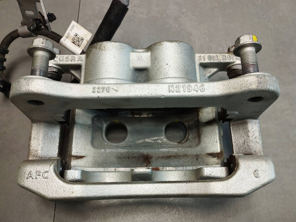 Volkswagen Amarok II 2023 CLAMP RIGHT FRONT
