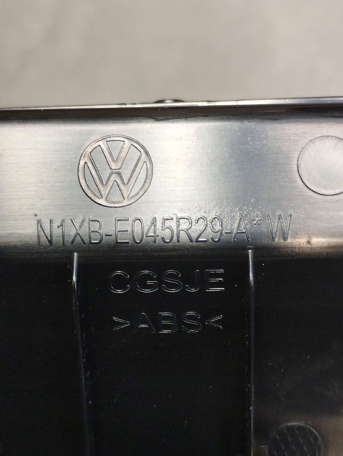 Volkswagen Amarok II 2023 Center Dashboard Lighter