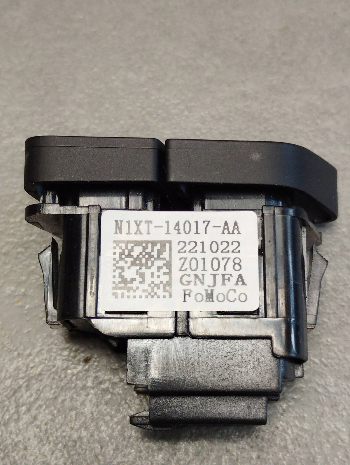 Volkswagen Amarok II 2023 DOOR LOCK SWITCH N1XT14017AA