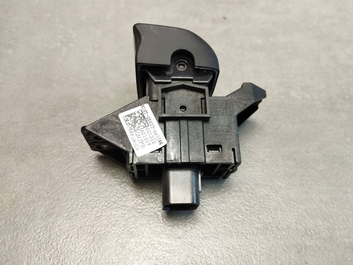 Volkswagen Amarok II 2023 HAND BRAKE SWITCH N1XT2B623AA