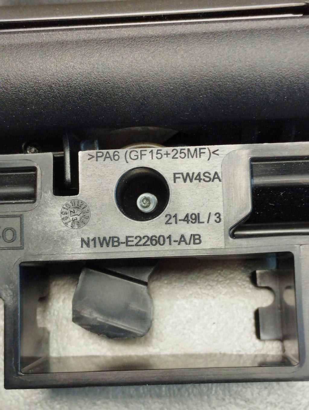 Volkswagen Amarok II 2023 INNER HANDLE LEFT REAR N1WBE22601A