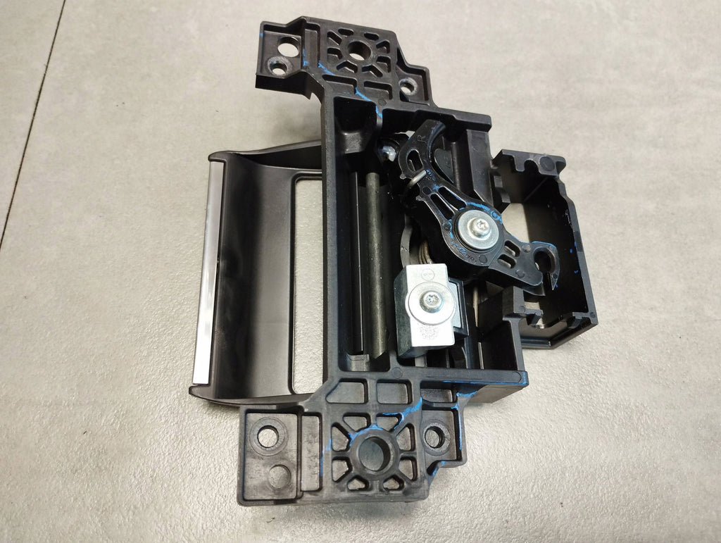 Volkswagen Amarok II 2023 INTERIOR HANDLE RIGHT FRONT N1WBE22600A