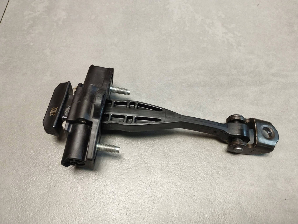 Volkswagen Amarok II 2023 Rear door stop