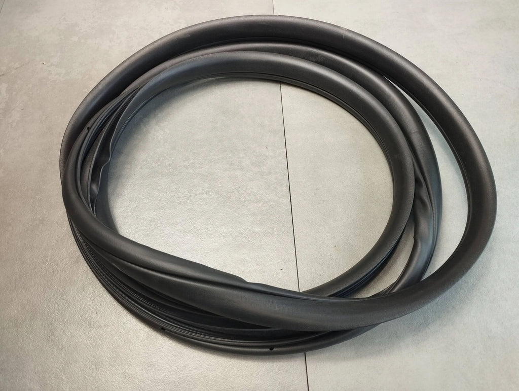 Volkswagen Amarok II DOOR SEAL RIGHT REAR 2HJ839912B