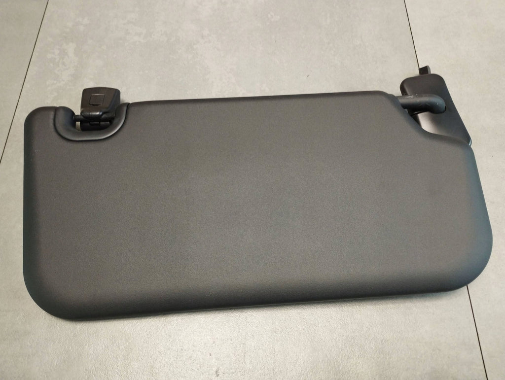 Volkswagen Amarok II SUNSHADE LEFT