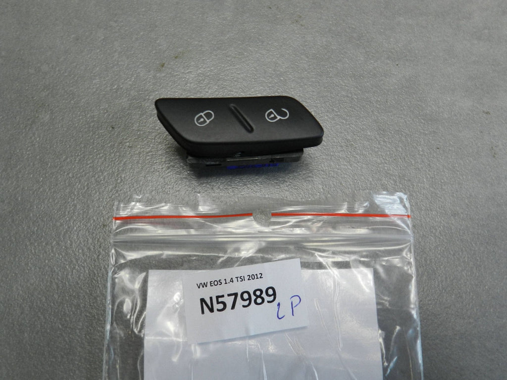 Volkswagen Eos Central lock button 1Q0962125B N57985