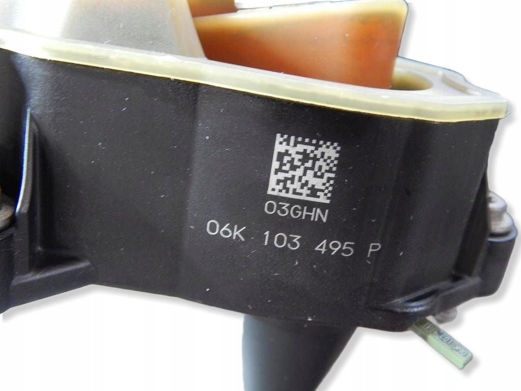 Volkswagen Golf VII 2.0 TSI Oil Separator 06K103495P