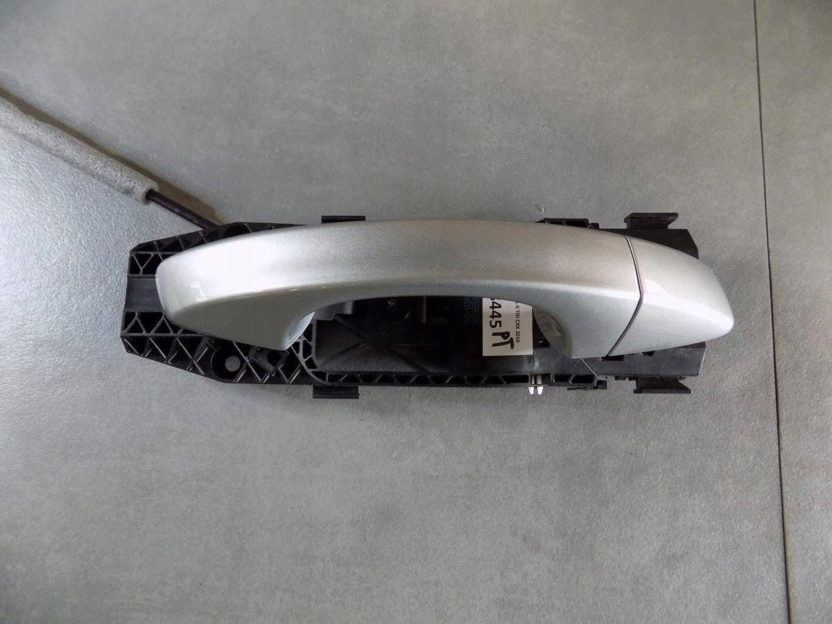 Volkswagen Golf VII 2016 HANDLE RIGHT REAR LB7W 5G0837206