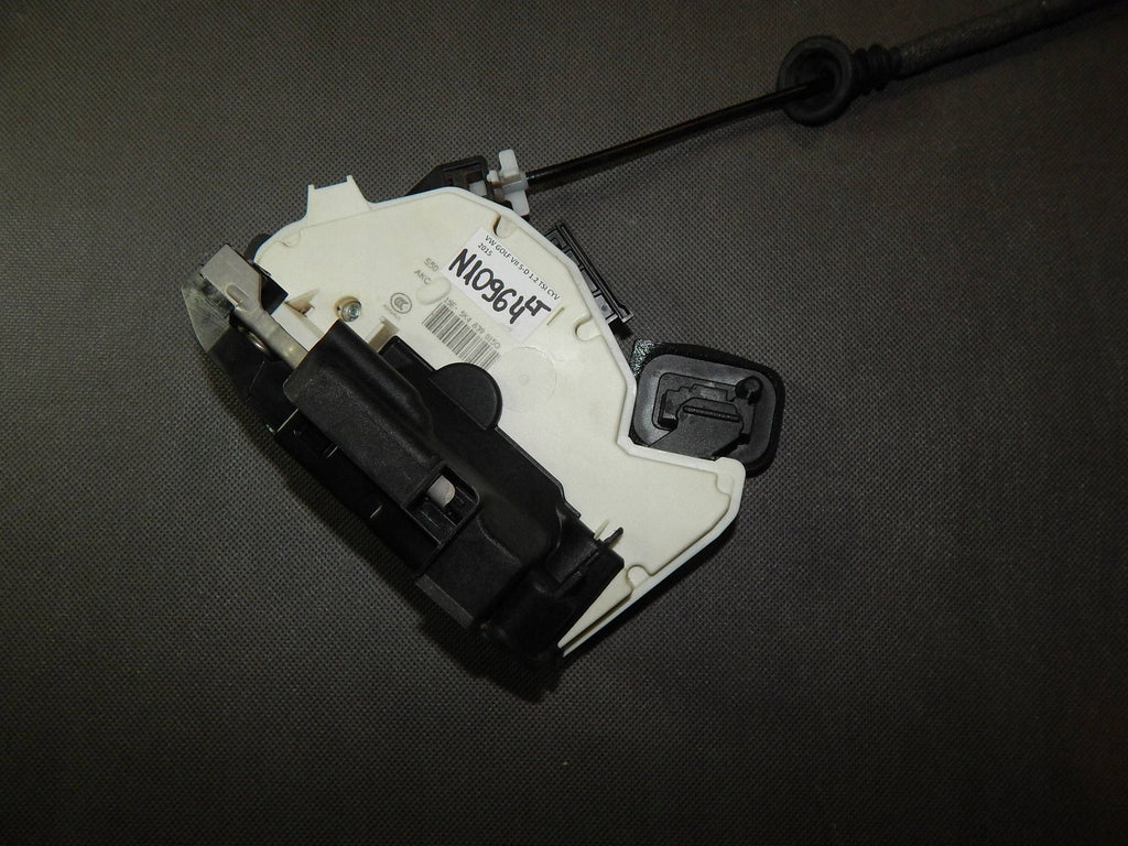 Volkswagen Golf VII Door lock left rear 5K4839015Q